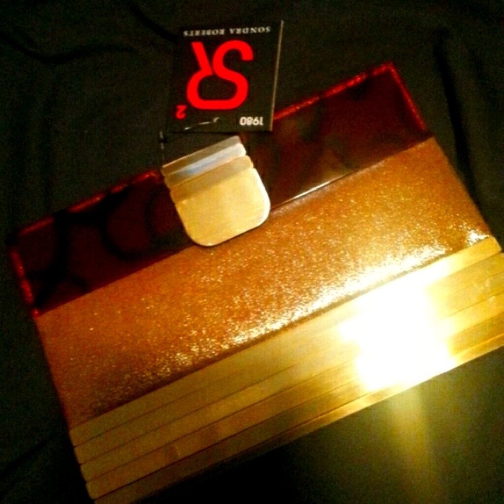 Sondra Roberts clutch